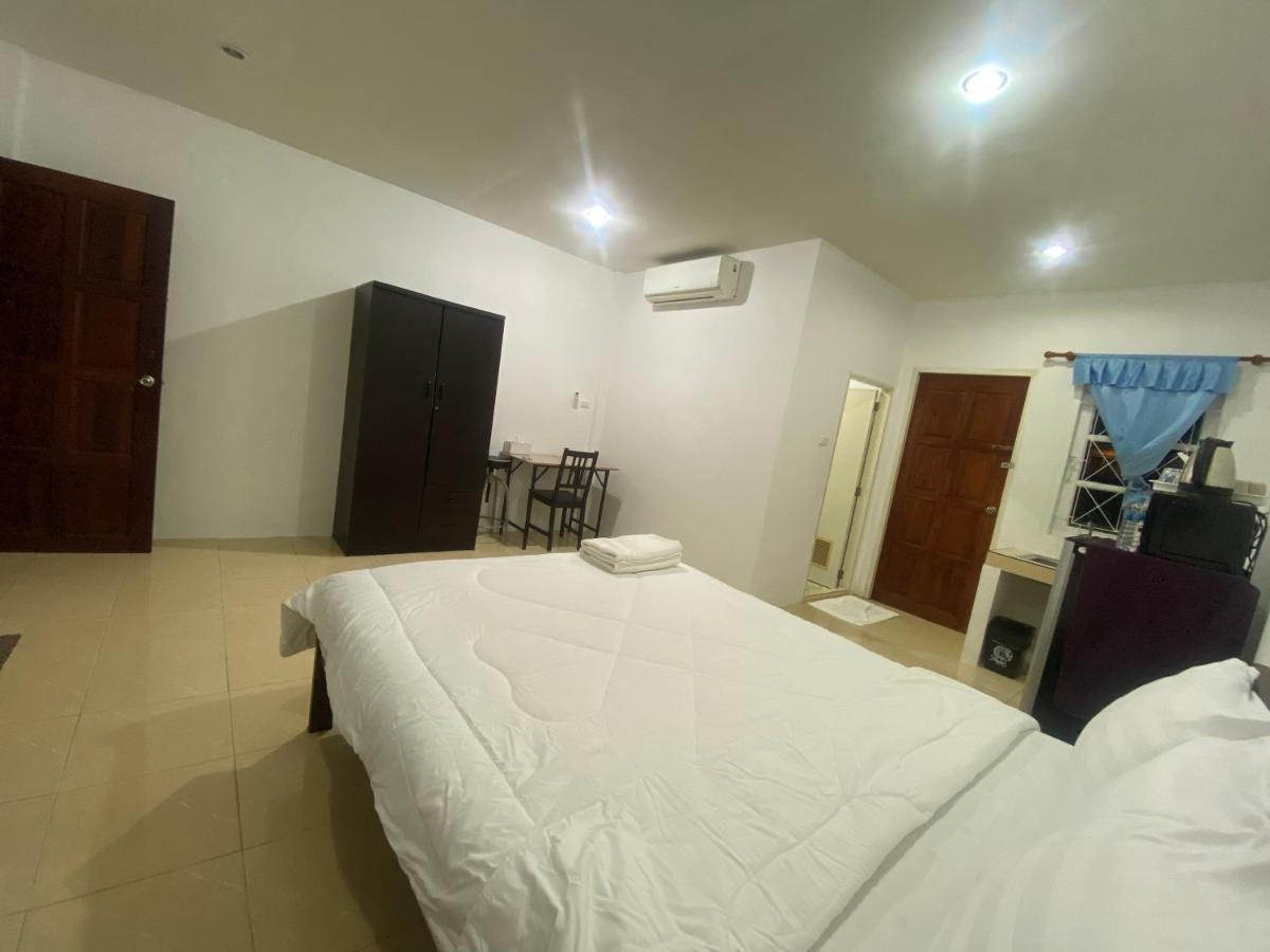 Bangtao Corner Apartment Pantai Bang Tao Luaran gambar