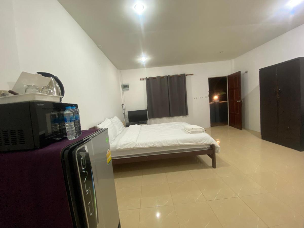 Bangtao Corner Apartment Pantai Bang Tao Luaran gambar
