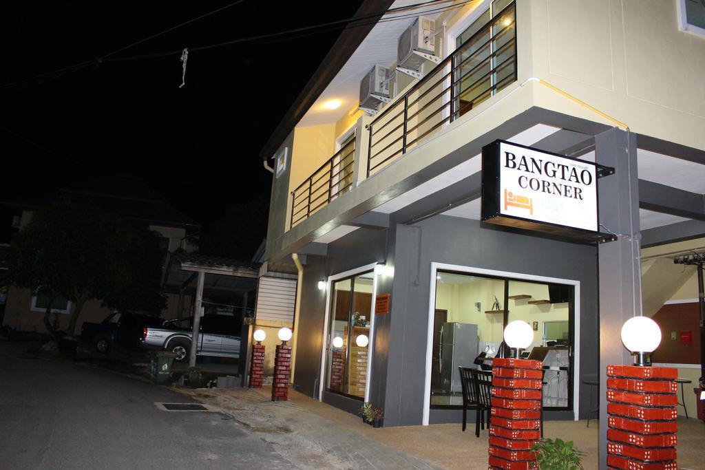Bangtao Corner Apartment Pantai Bang Tao Luaran gambar